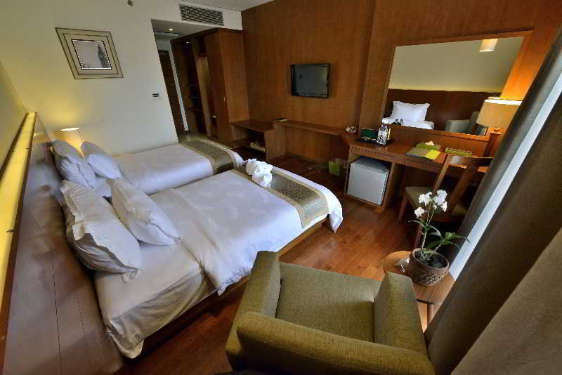 Oak Tree Emerald & Coventions Hotel Semarang
