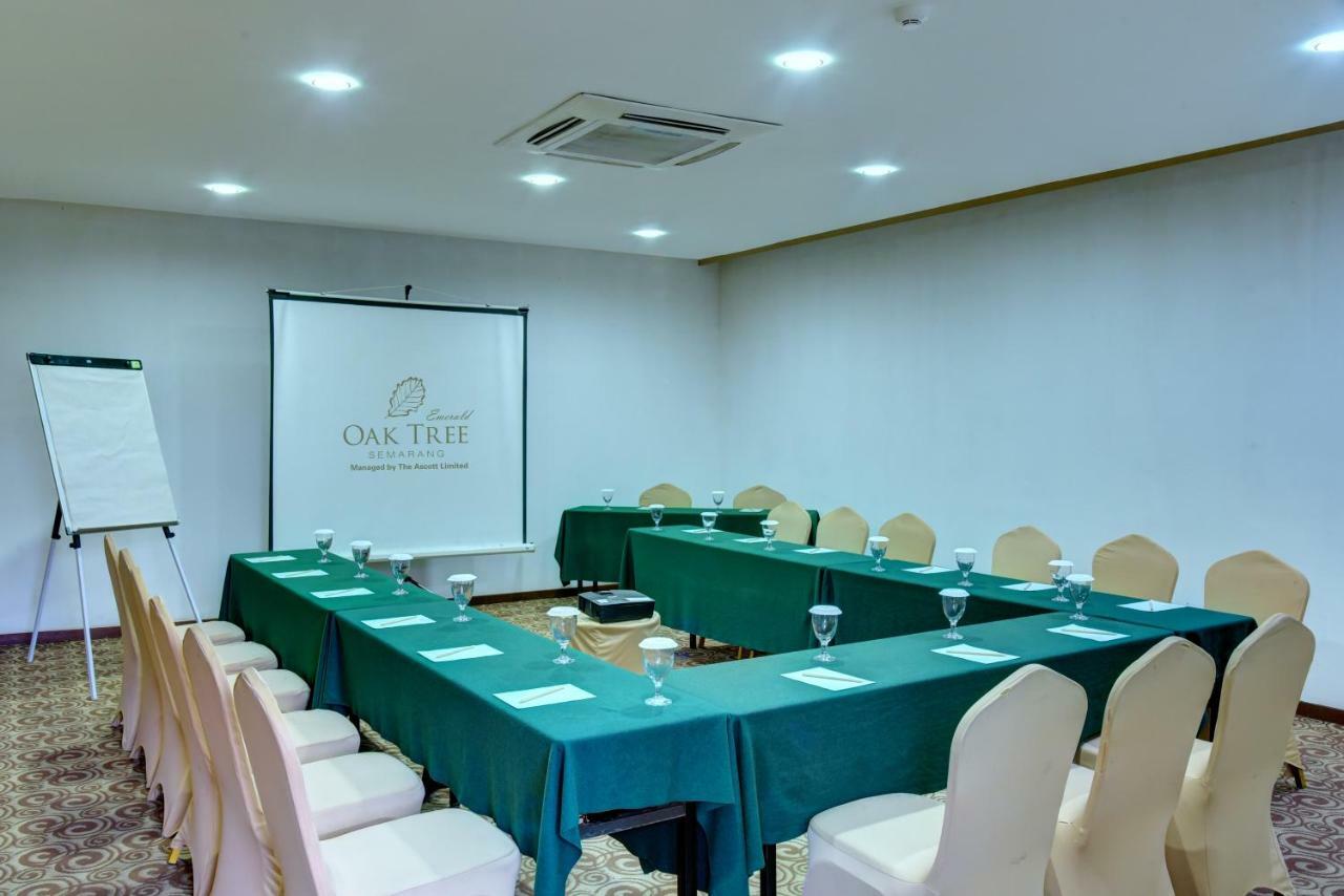 Hotel Oak Tree Emerald & Coventions Semarang